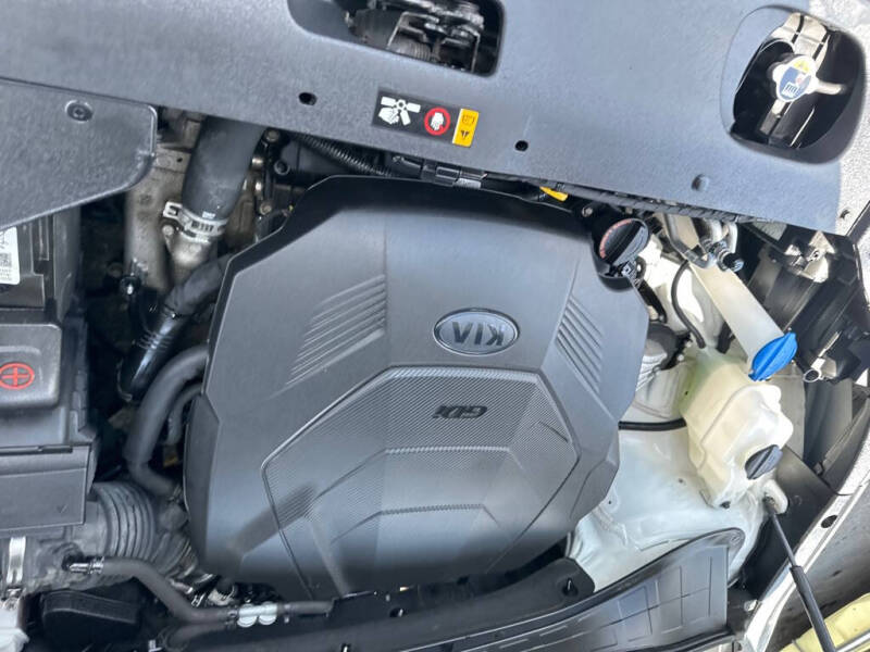 2019 Kia Sorento LX V6