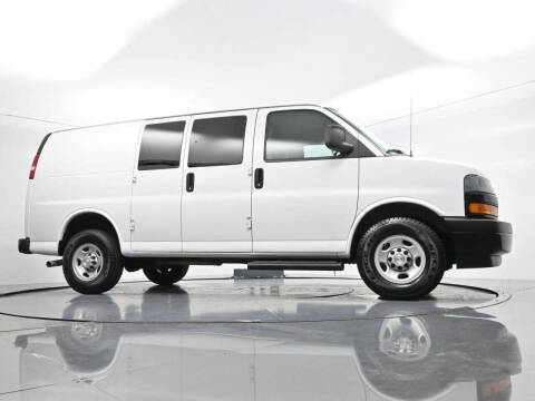 2023 Chevrolet Express 2500