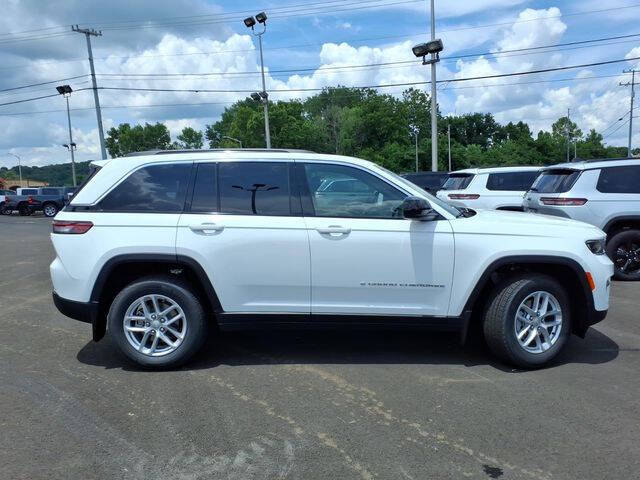 2026 Jeep Grand Cherokee Laredo