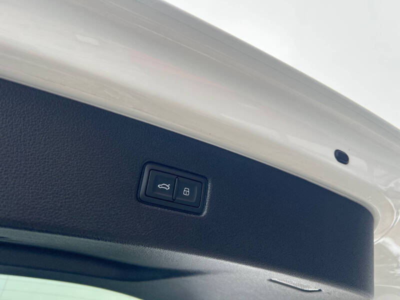 2025 Audi Q7 quattro Premium Plus 55 TFSI