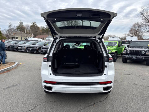 2023 Jeep Grand Cherokee 30th Anniversary 4xe