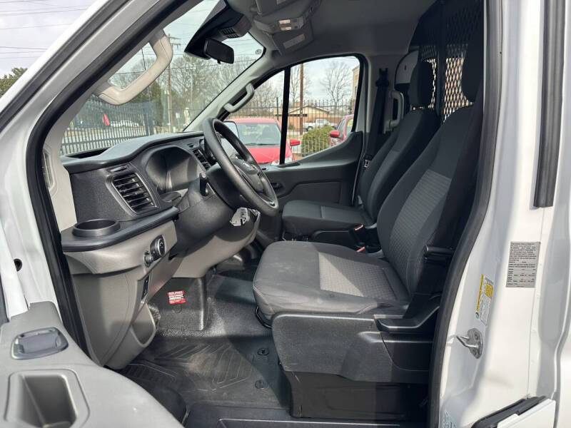 2024 Ford Transit 250