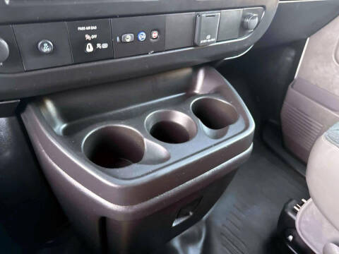 2023 GMC Savana 2500