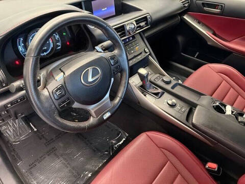 2019 Lexus IS 300