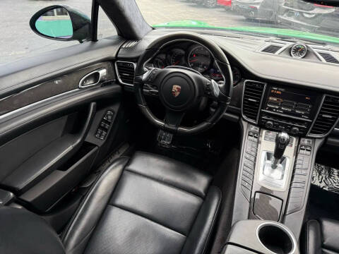 2014 Porsche Panamera Turbo