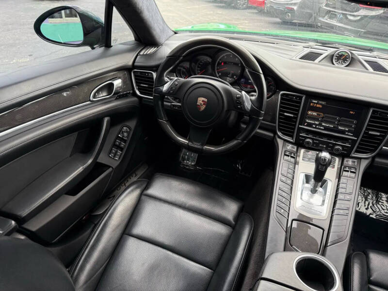 2014 Porsche Panamera Turbo