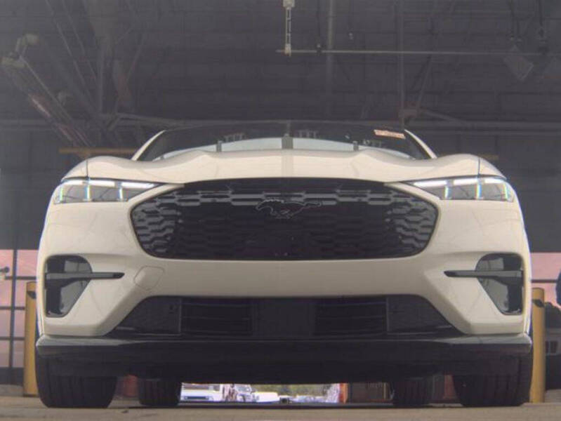 2025 Ford Mustang Mach-E GT