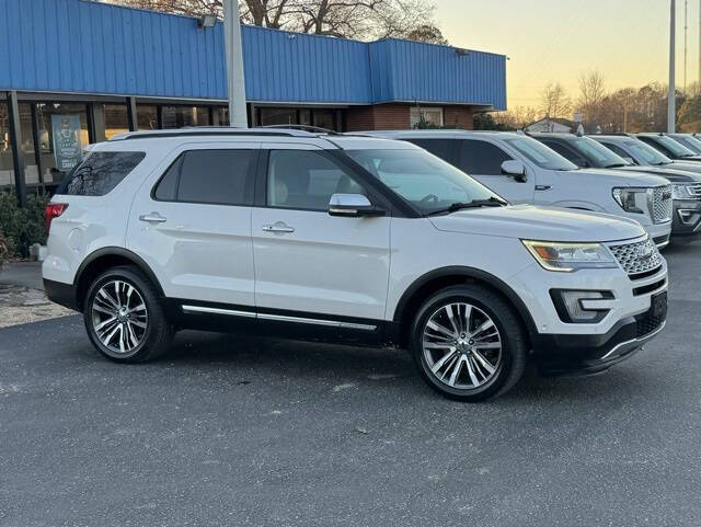2017 Ford Explorer Platinum