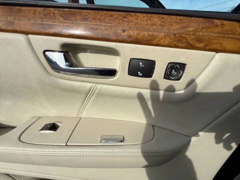 2010 Cadillac DTS Platinum Collection