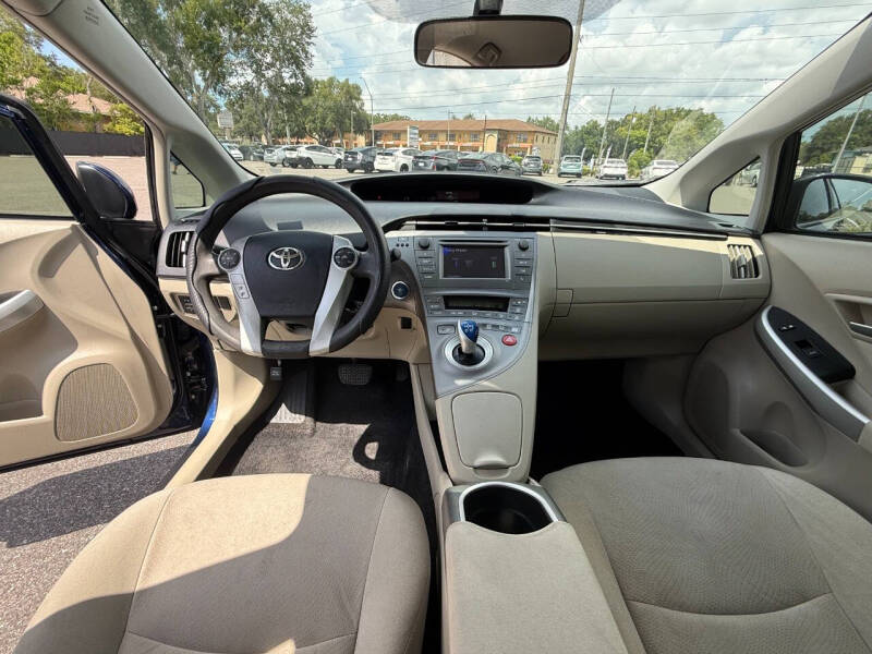 2014 Toyota Prius Two
