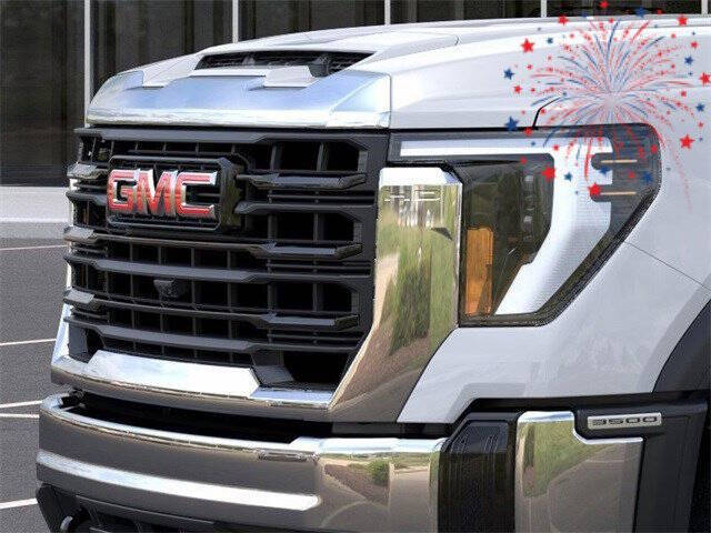 2025 GMC Sierra 3500HD