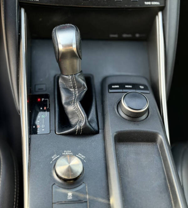 2018 Lexus IS 300