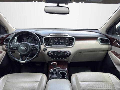 2017 Kia Sorento EX V6