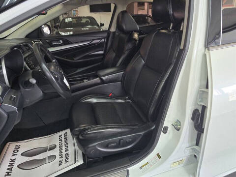 2017 Nissan Maxima 3.5 SV