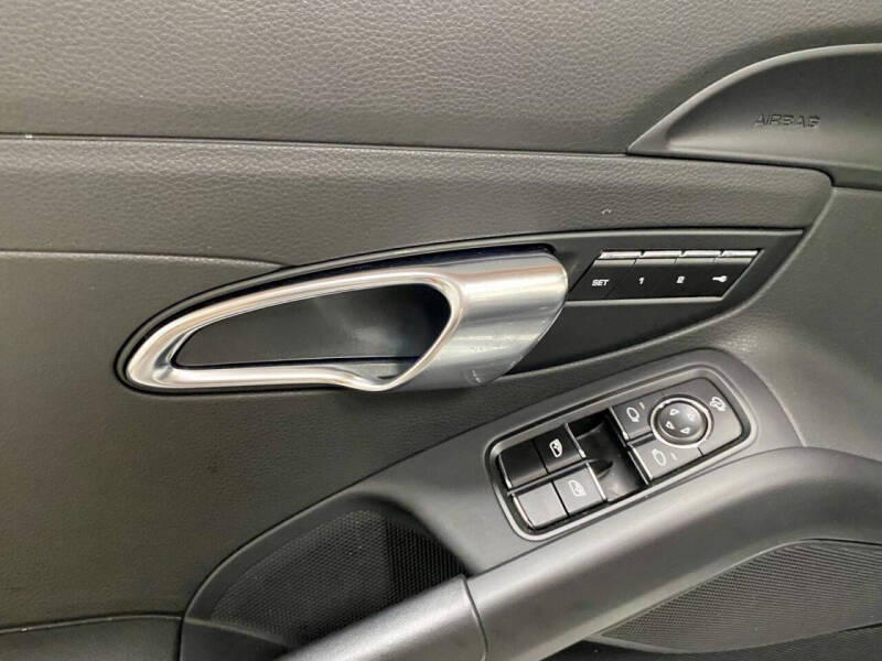 2025 Porsche 718 Boxster