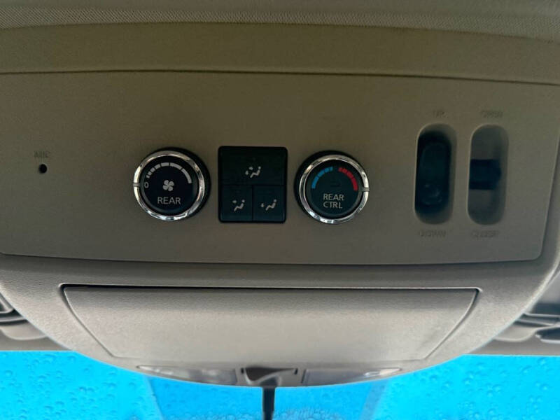 2010 Nissan Armada Platinum