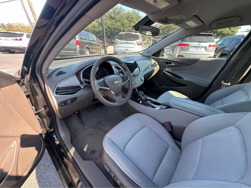 2021 Chevrolet Malibu 1LT photo 9