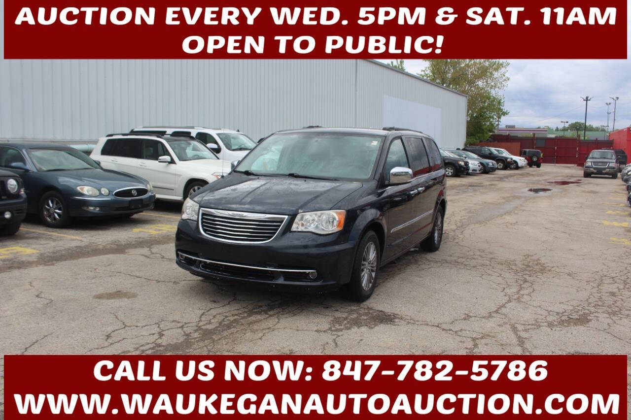 2014 Chrysler Town and Country 30th Anniversary