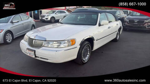 1999 Lincoln Town Car