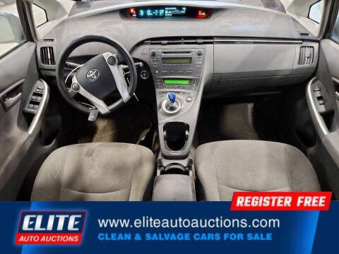 2011 Toyota Prius Three