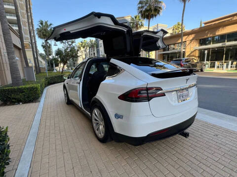2020 Tesla Model X Long Range Plus