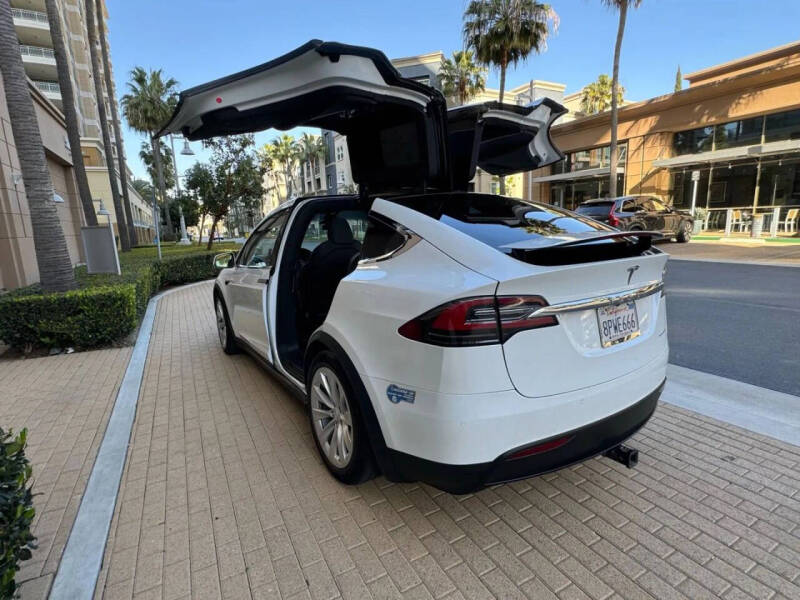 2020 Tesla Model X Long Range Plus