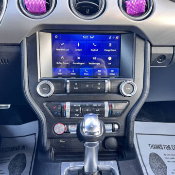 2022 Ford Mustang EcoBoost Premium