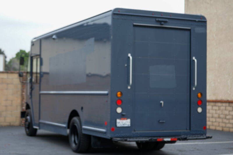 2020 Freightliner MT45 Chassis