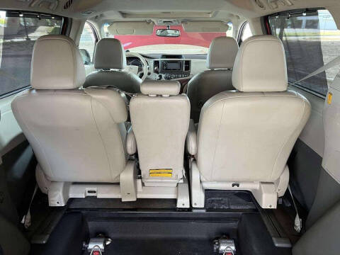 2013 Toyota Sienna