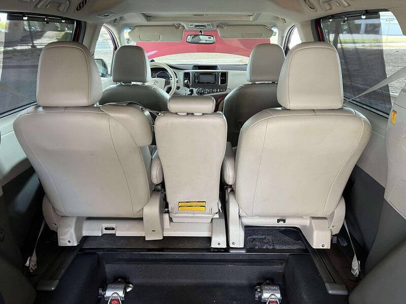 2013 Toyota Sienna