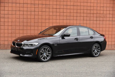 2022 BMW 3 Series 330e xDrive