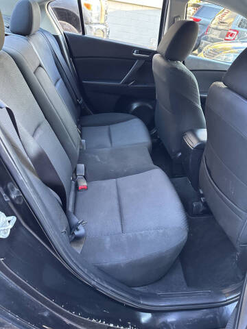 2010 Mazda MAZDA3 i Touring