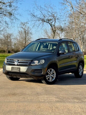 2016 Volkswagen Tiguan for sale at Vision Auto Group in Sugar Land TX