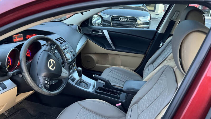 2011 Mazda MAZDA3 s Grand Touring