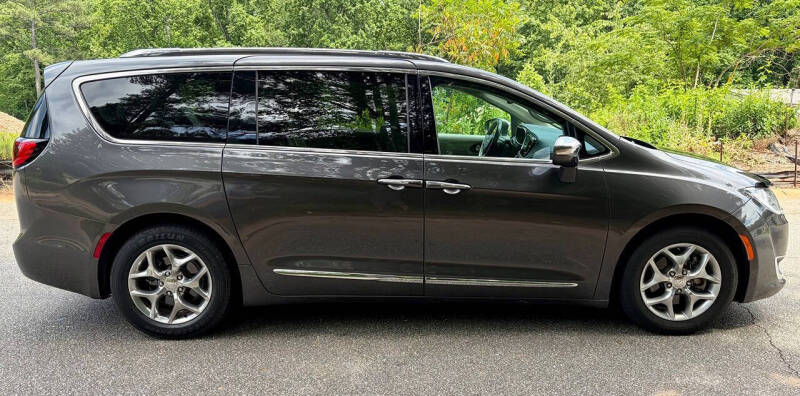 2019 Chrysler Pacifica Limited