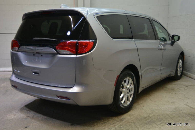 2017 Chrysler Pacifica Touring