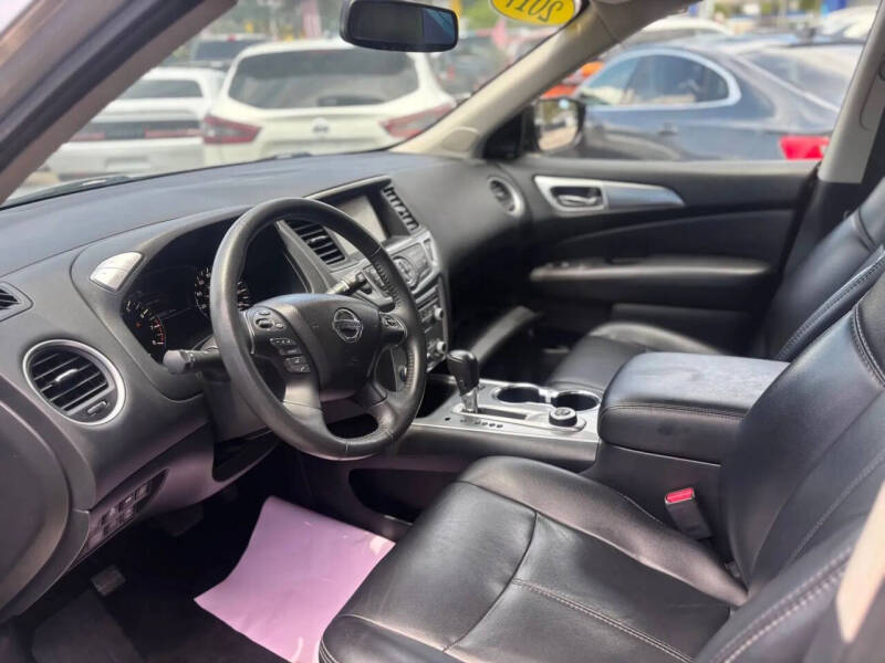 2017 Nissan Pathfinder