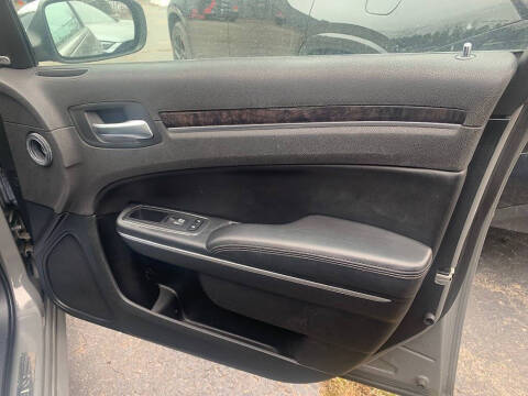 2018 Chrysler 300 Limited