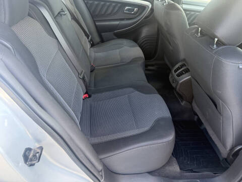 2015 Ford Taurus SEL