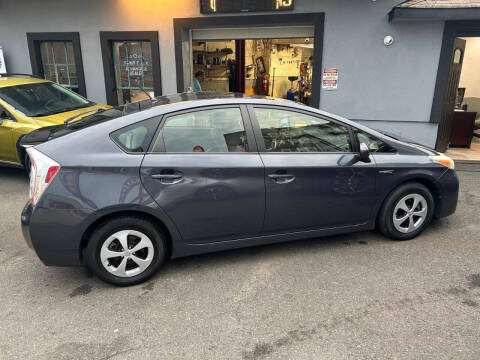 2013 Toyota Prius Two