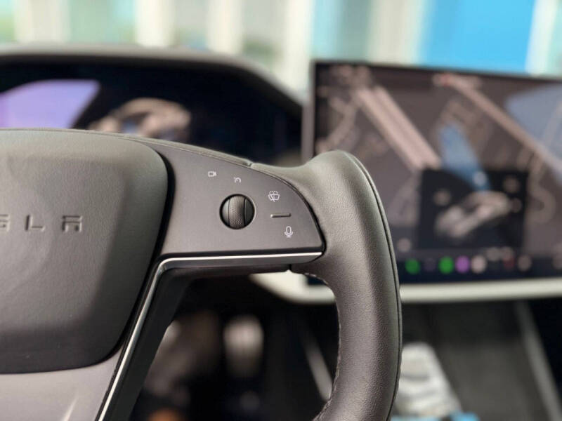 2022 Tesla Model S Plaid