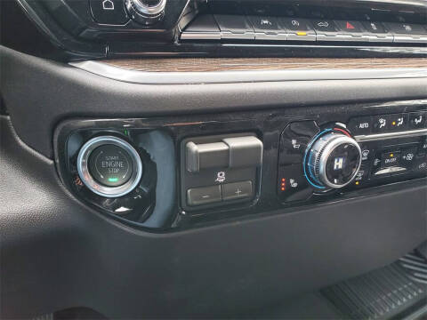 2026 GMC Sierra 1500 Elevation Standard