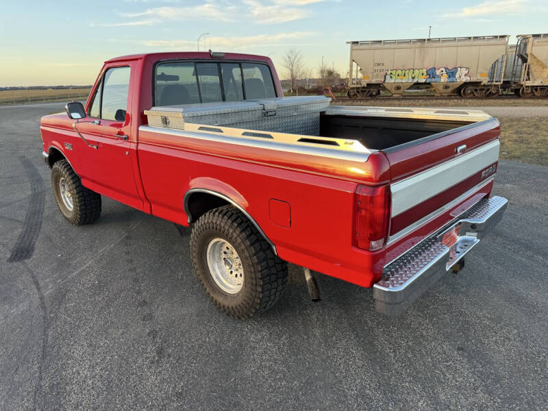 1990 Ford F-150 XLT Lariat