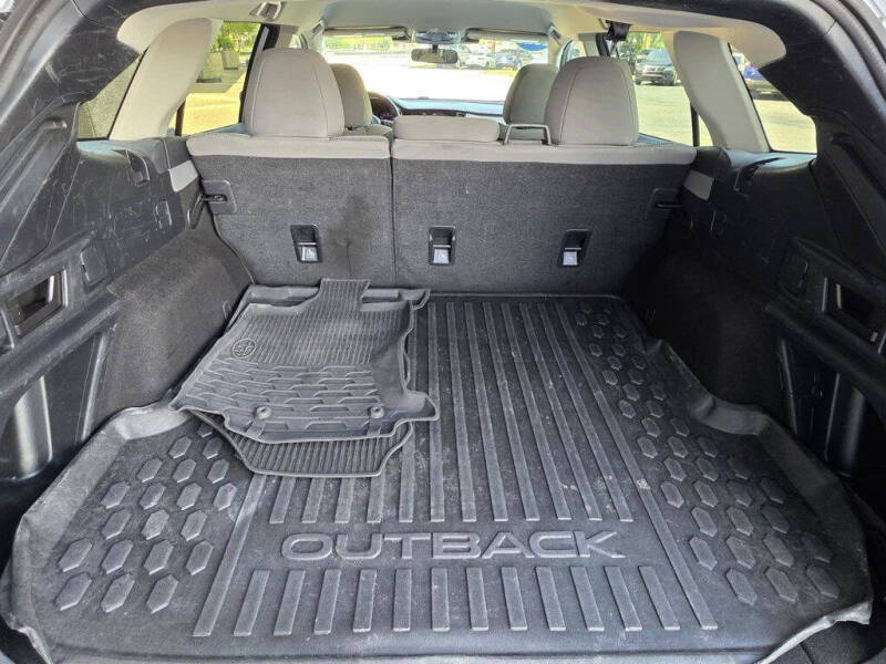 2023 Subaru Outback Premium