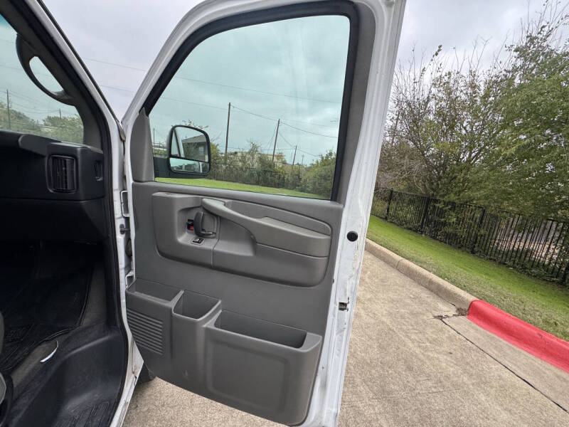 2013 Chevrolet Express LT 3500