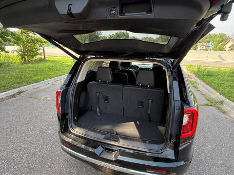 2022 GMC Acadia Denali