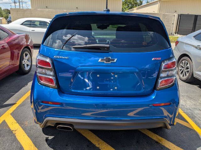 2019 Chevrolet Sonic LT Auto