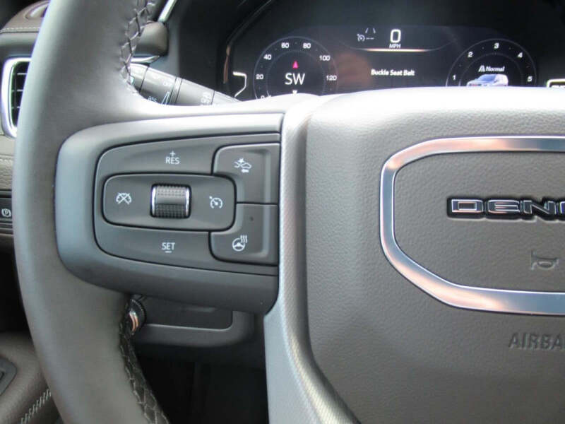 2024 GMC Yukon XL Denali