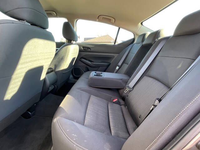 2023 Nissan Altima 2.5 SV