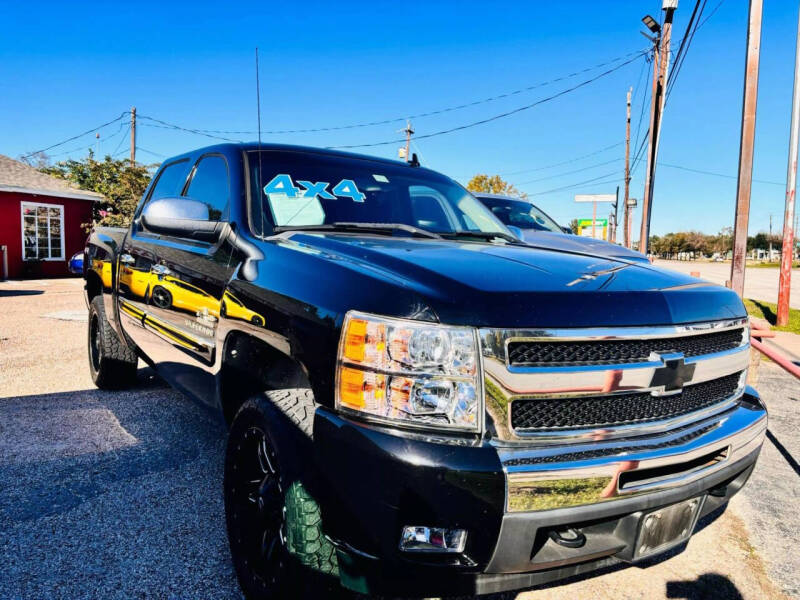 2011 Chevrolet Silverado 1500 for sale at CE Auto Sales in Baytown TX